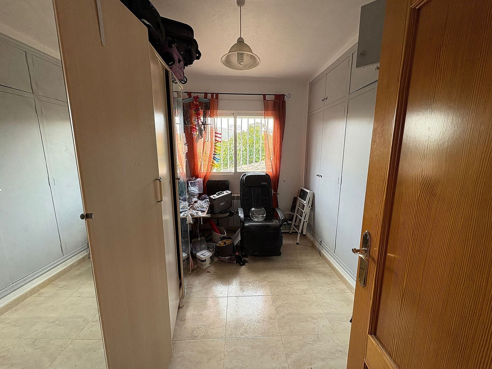 5 soveværelse Villa til salg i Pinoso med swimmingpool - € 349.995 (Ref: 9522947)