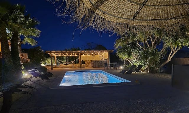 5 quarto Moradia para venda em Pinoso com piscina - 425 000 € (Ref: 9522951)