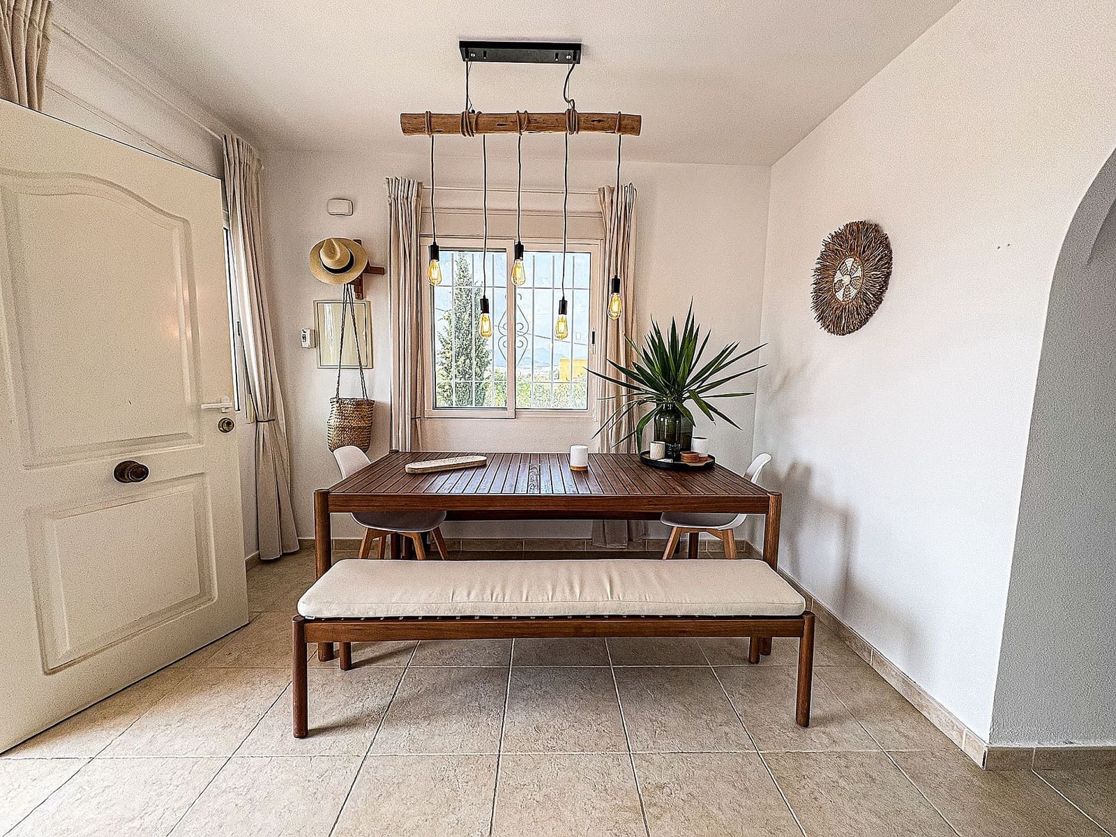 Chalet de 5 habitaciones en Pinoso en venta con piscina - 425.000 € (Ref: 9522951)