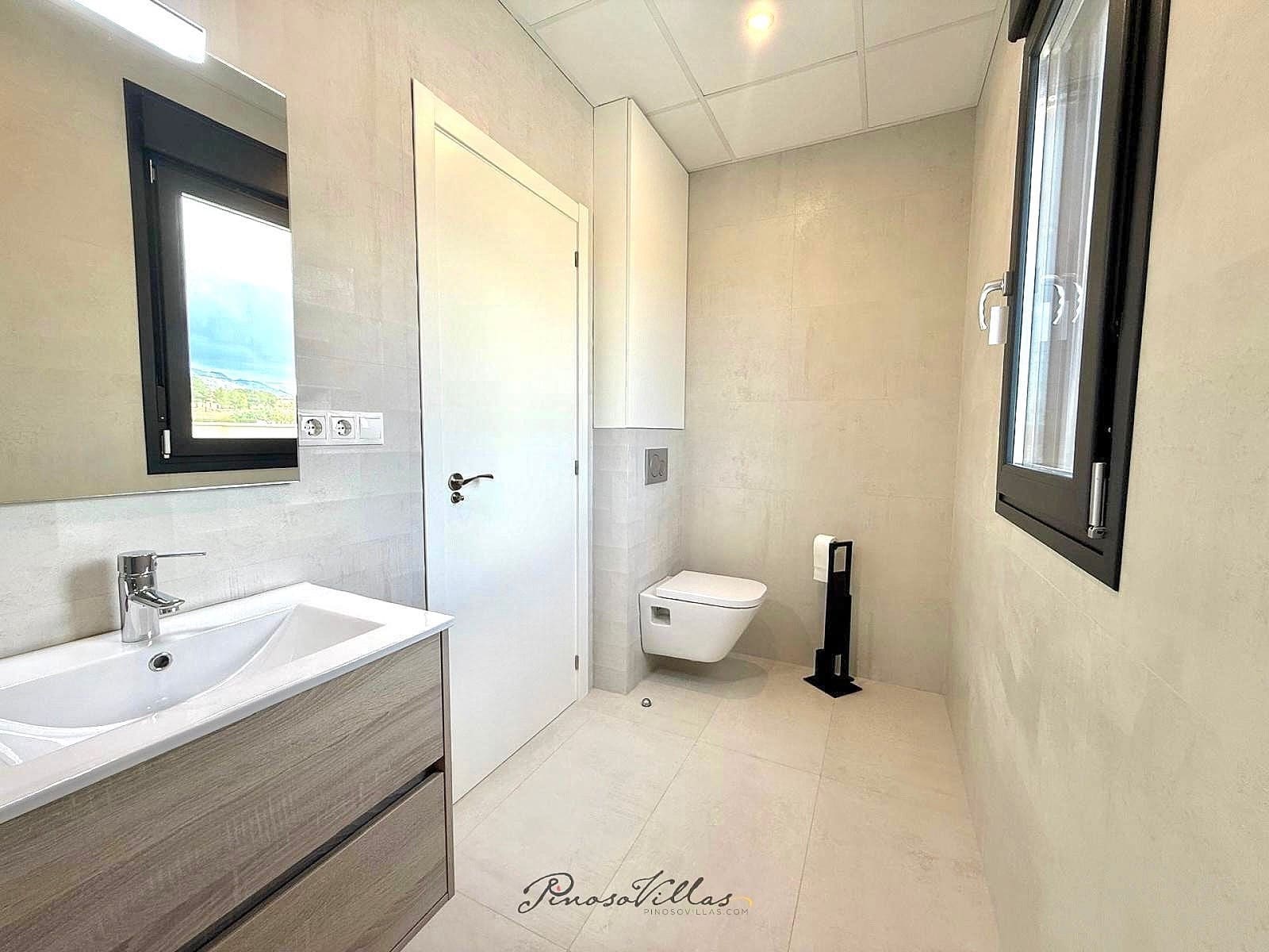 3 Zimmer Villa zu verkaufen in Pinoso mit Pool Garage - 575.000 € (Ref: 9522952)