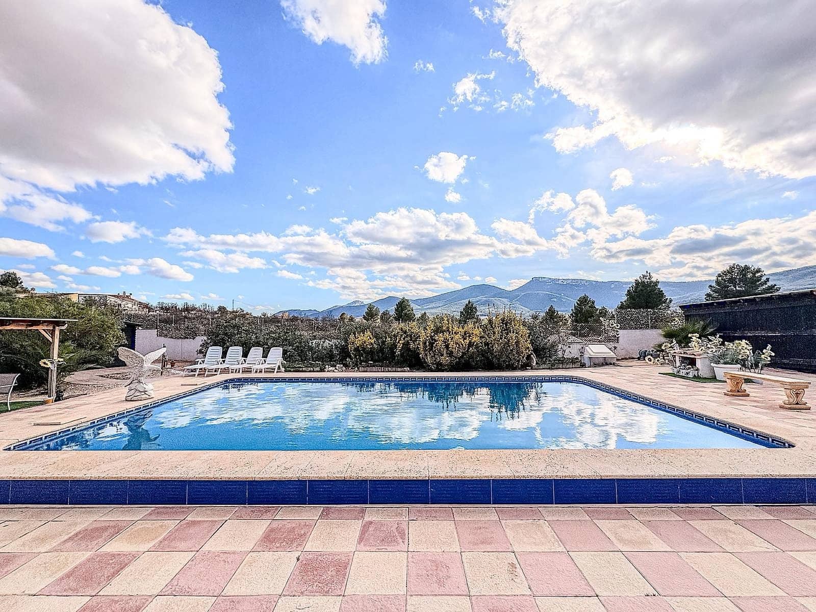 8 chambre Villa/Maison à vendre à Castalla avec piscine - 599 995 € (Ref: 9522958)