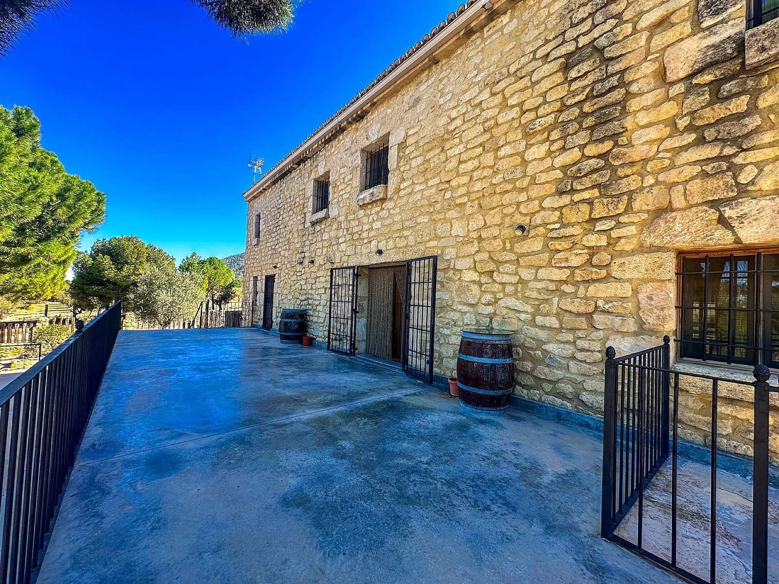 9 chambre Villa/Maison à vendre à Biar avec piscine - 1 000 000 € (Ref: 9522959)