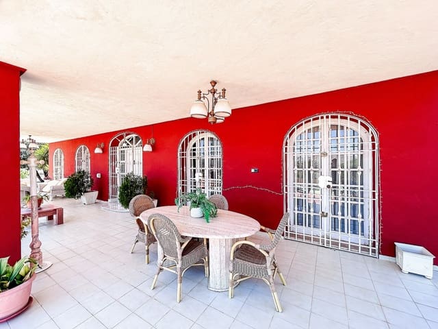 6 Zimmer Villa zu verkaufen in Monóvar / Monóver mit Pool Garage - 988.000 € (Ref: 9522963)