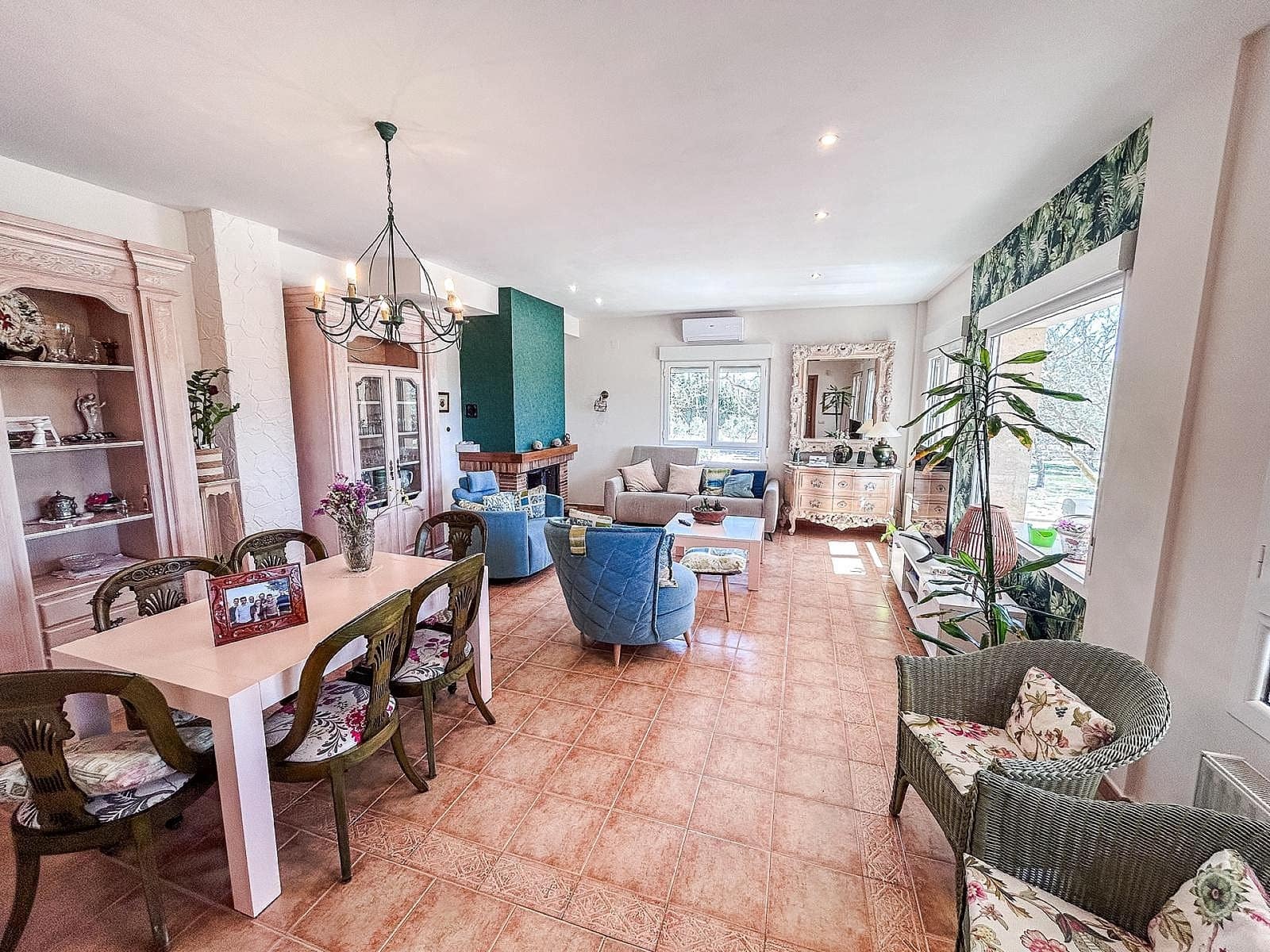 4 Zimmer Villa zu verkaufen in Yecla mit Pool - 359.995 € (Ref: 9522971)