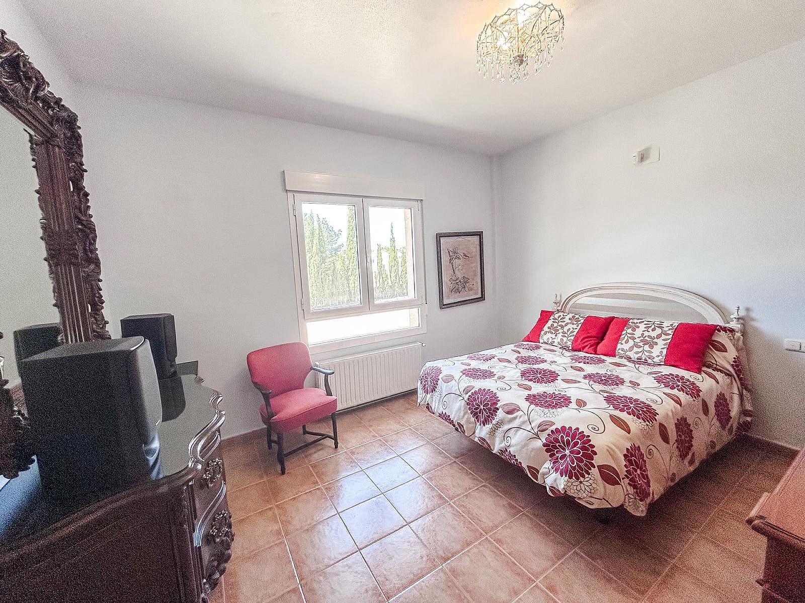 4 Zimmer Villa zu verkaufen in Yecla mit Pool - 359.995 € (Ref: 9522971)