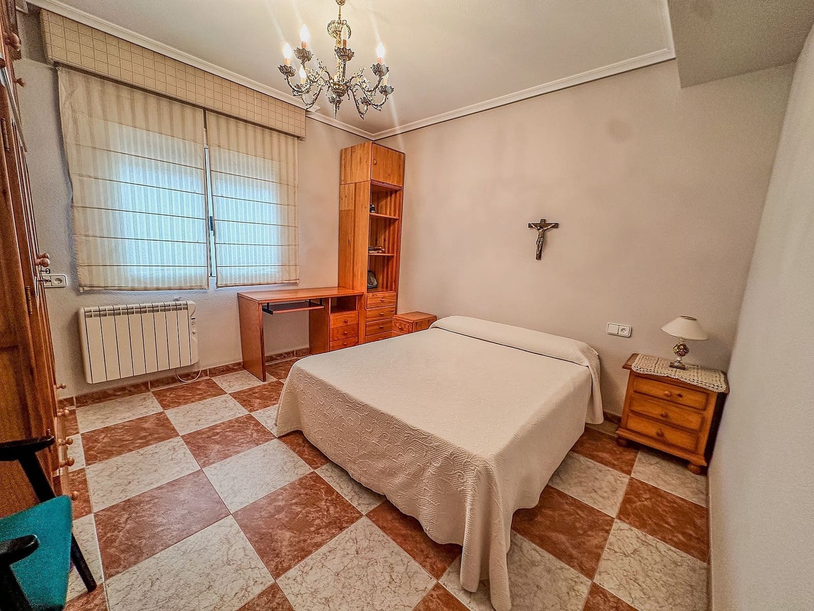 5 Zimmer Villa zu verkaufen in Sax mit Pool Garage - 355.000 € (Ref: 9522972)