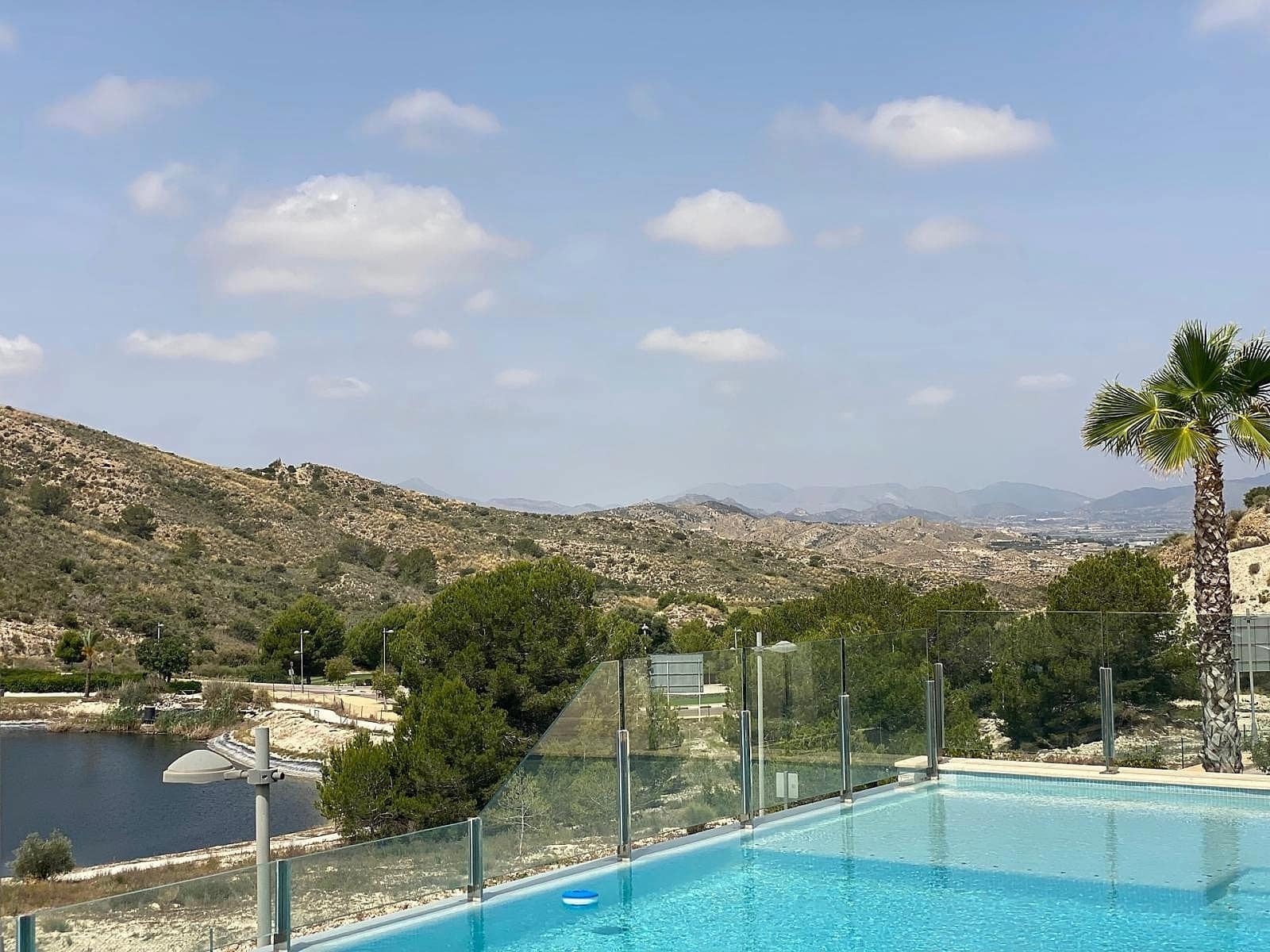 2 Zimmer Villa zu verkaufen in Monforte del Cid mit Pool Garage - 340.000 € (Ref: 9522980)