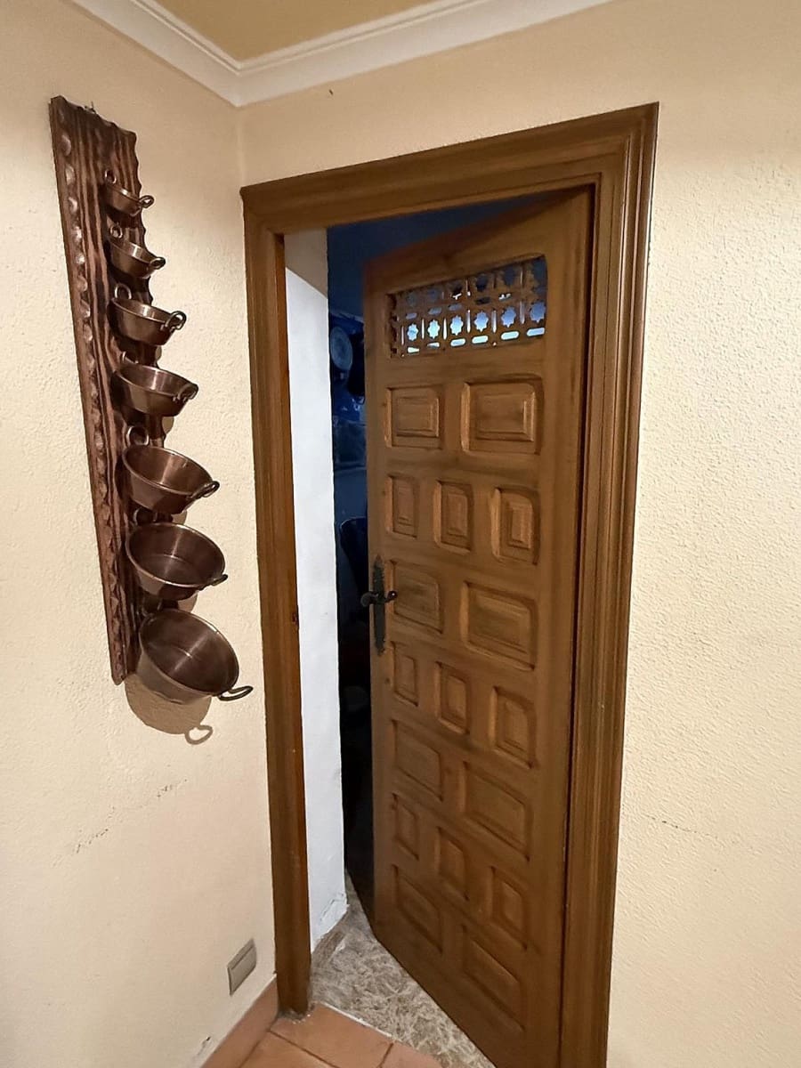 4 chambre Villa/Maison à vendre à Elda avec piscine garage - 385 000 € (Ref: 9522988)