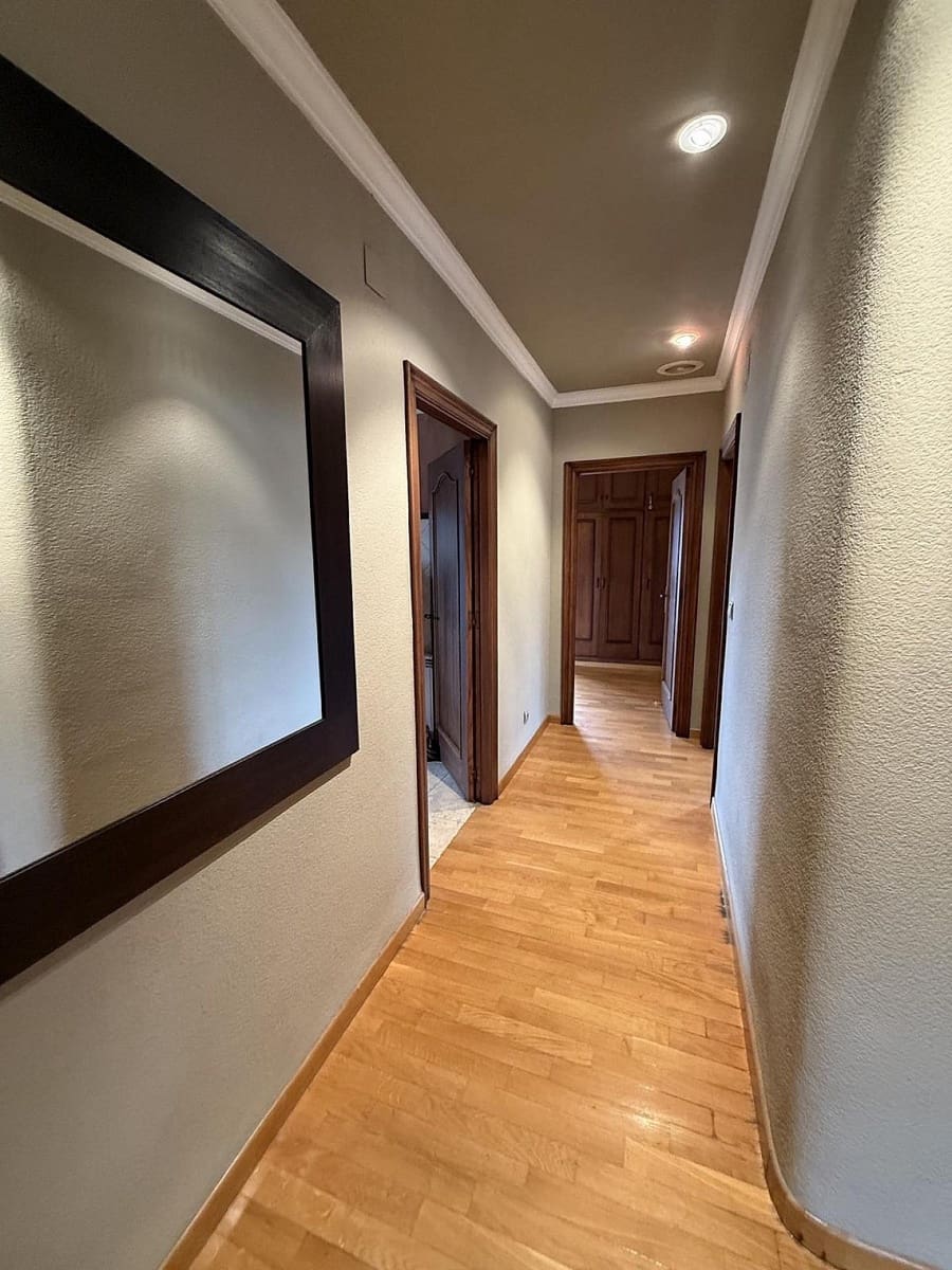 4 chambre Villa/Maison à vendre à Elda avec piscine garage - 385 000 € (Ref: 9522988)