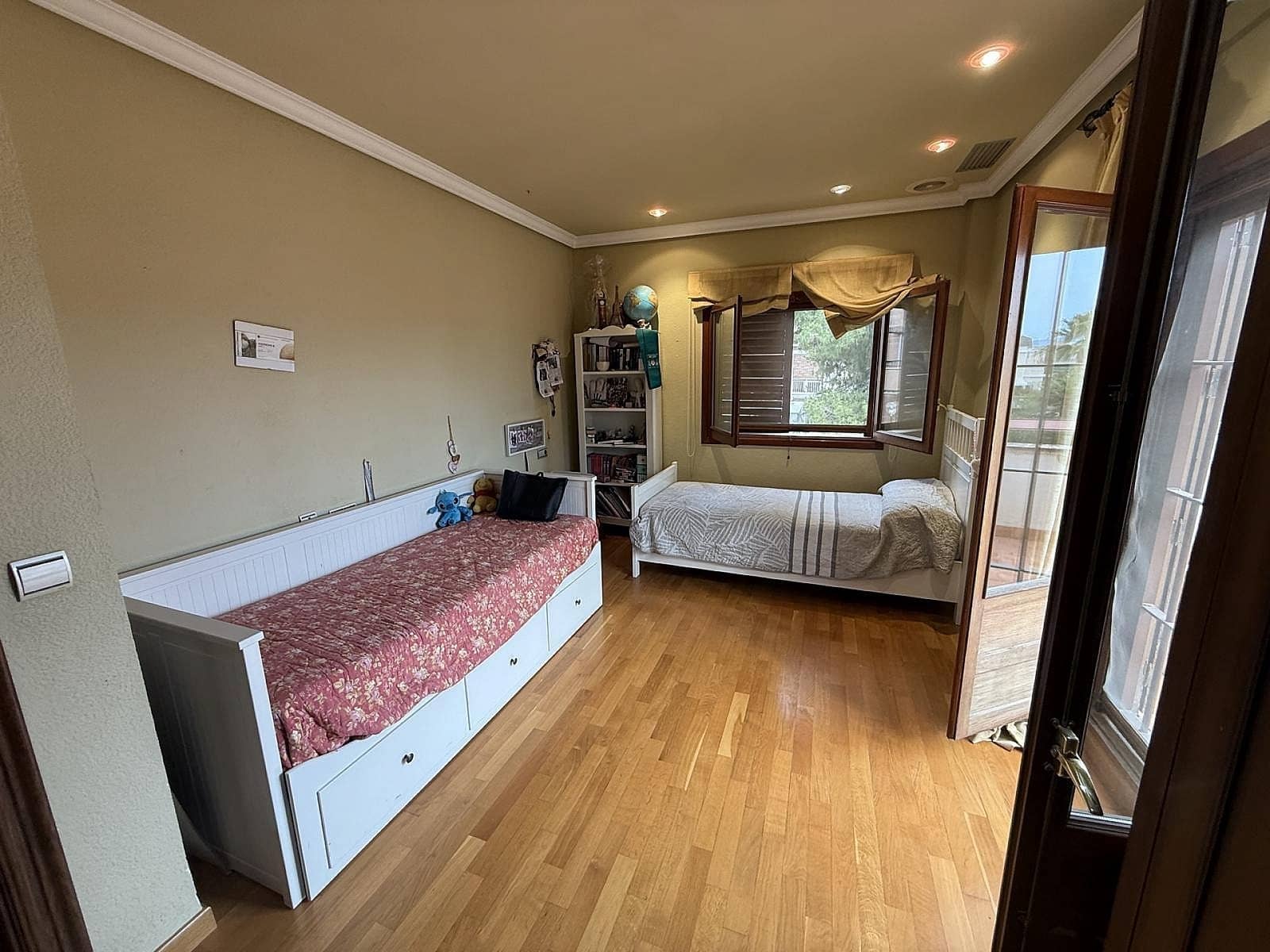 4 chambre Villa/Maison à vendre à Elda avec piscine garage - 385 000 € (Ref: 9522988)