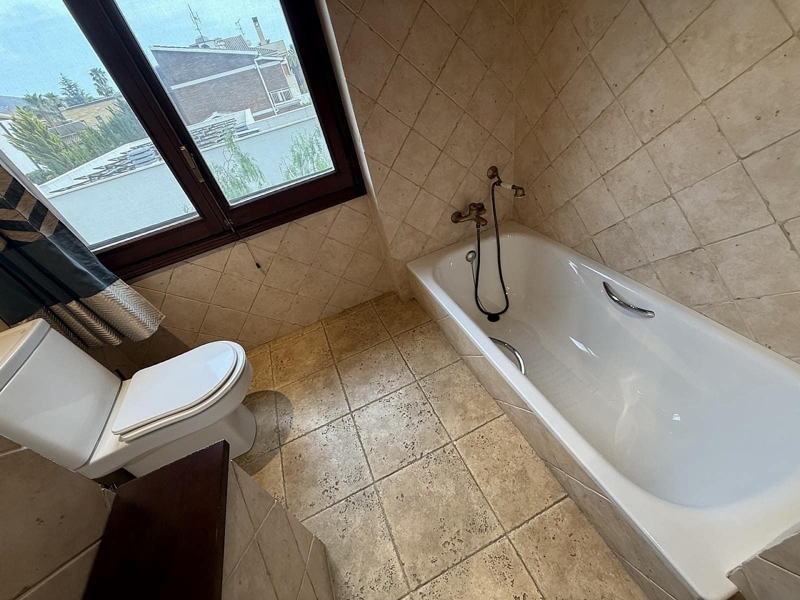 4 chambre Villa/Maison à vendre à Elda avec piscine garage - 385 000 € (Ref: 9522988)