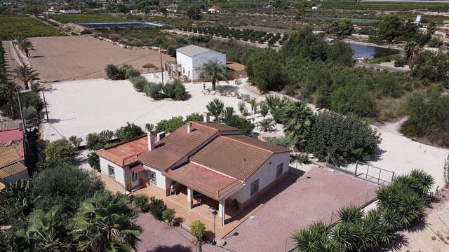 3 bedroom Villa for sale in Crevillente / Crevillent with pool - € 399,995 (Ref: 9522991)