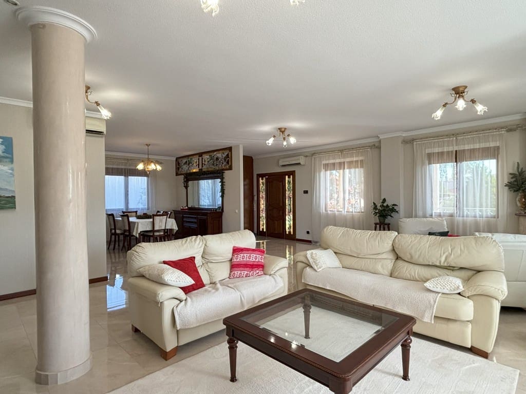 5 camera da letto Villa in vendita in Ciudad Quesada con piscina - 670.000 € (Rif: 9522998)