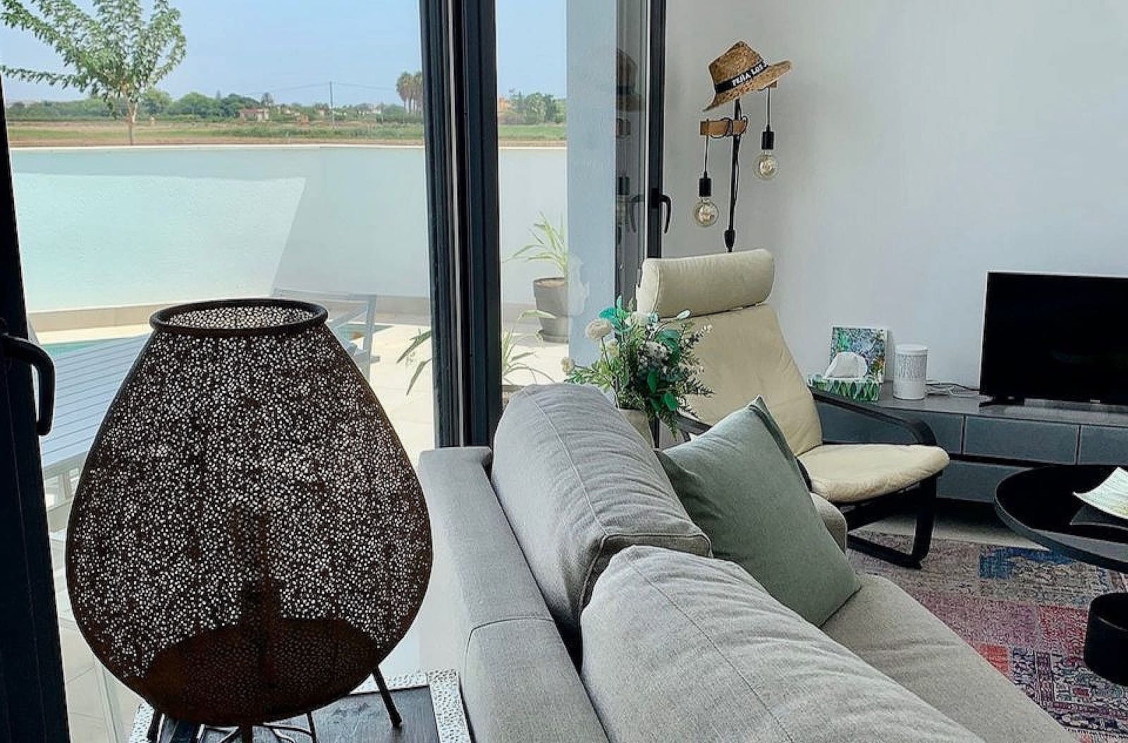 3 soveværelse Villa til salg i Daya Vieja med swimmingpool - € 399.000 (Ref: 9523002)