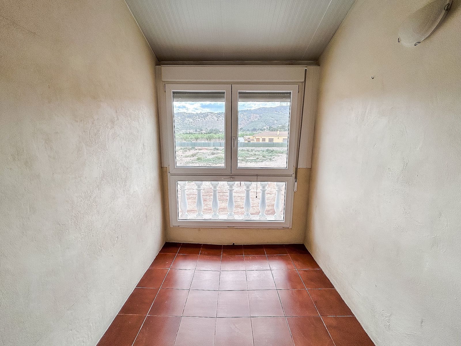 5 chambre Maison de Ville à vendre à Pinoso avec piscine garage - 249 000 € (Ref: 9523009)