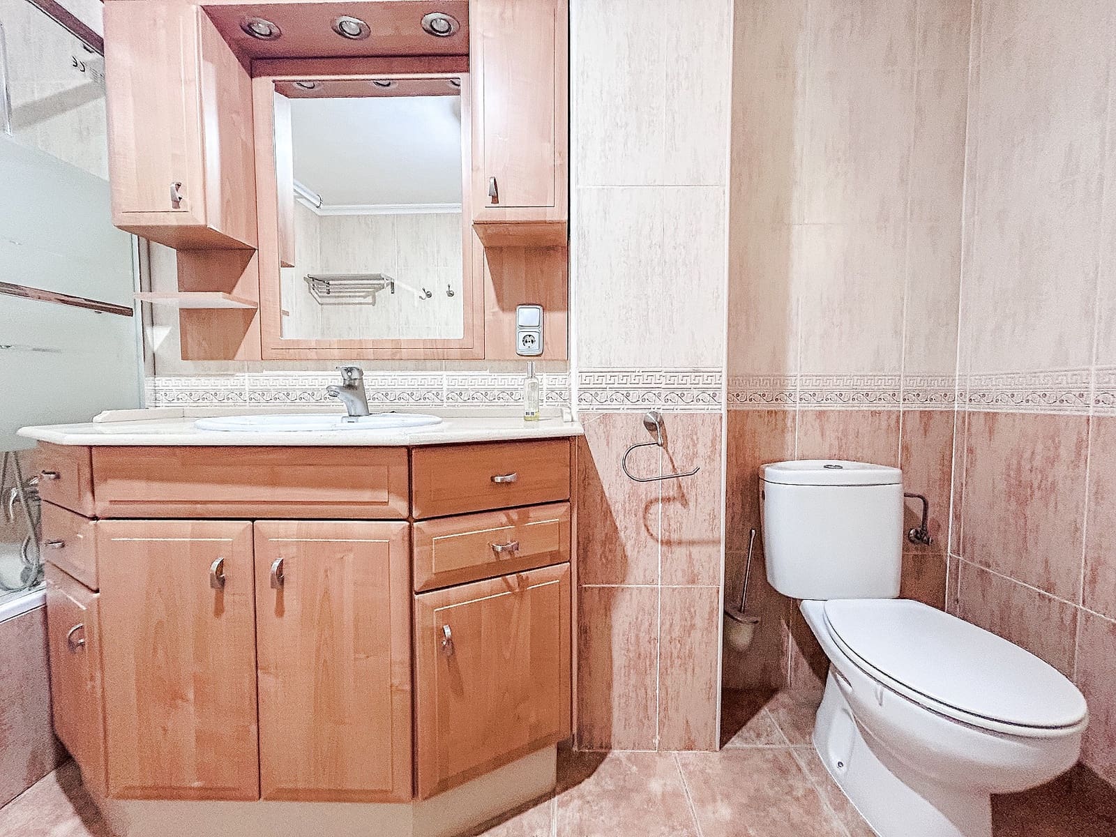 5 chambre Maison de Ville à vendre à Pinoso avec piscine garage - 249 000 € (Ref: 9523009)