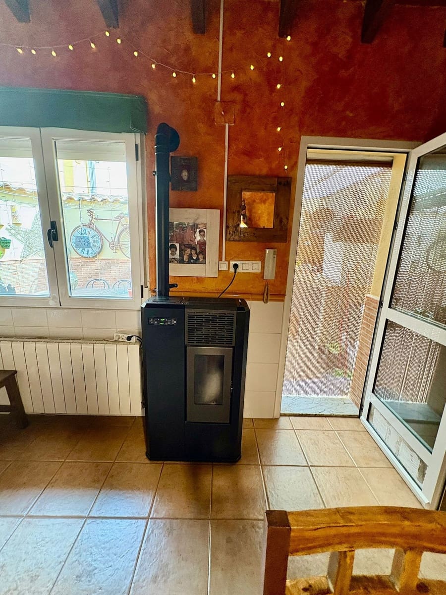 4 slaapkamer Huis te koop in Pinoso met zwembad - € 157.500 (Ref: 9523010)