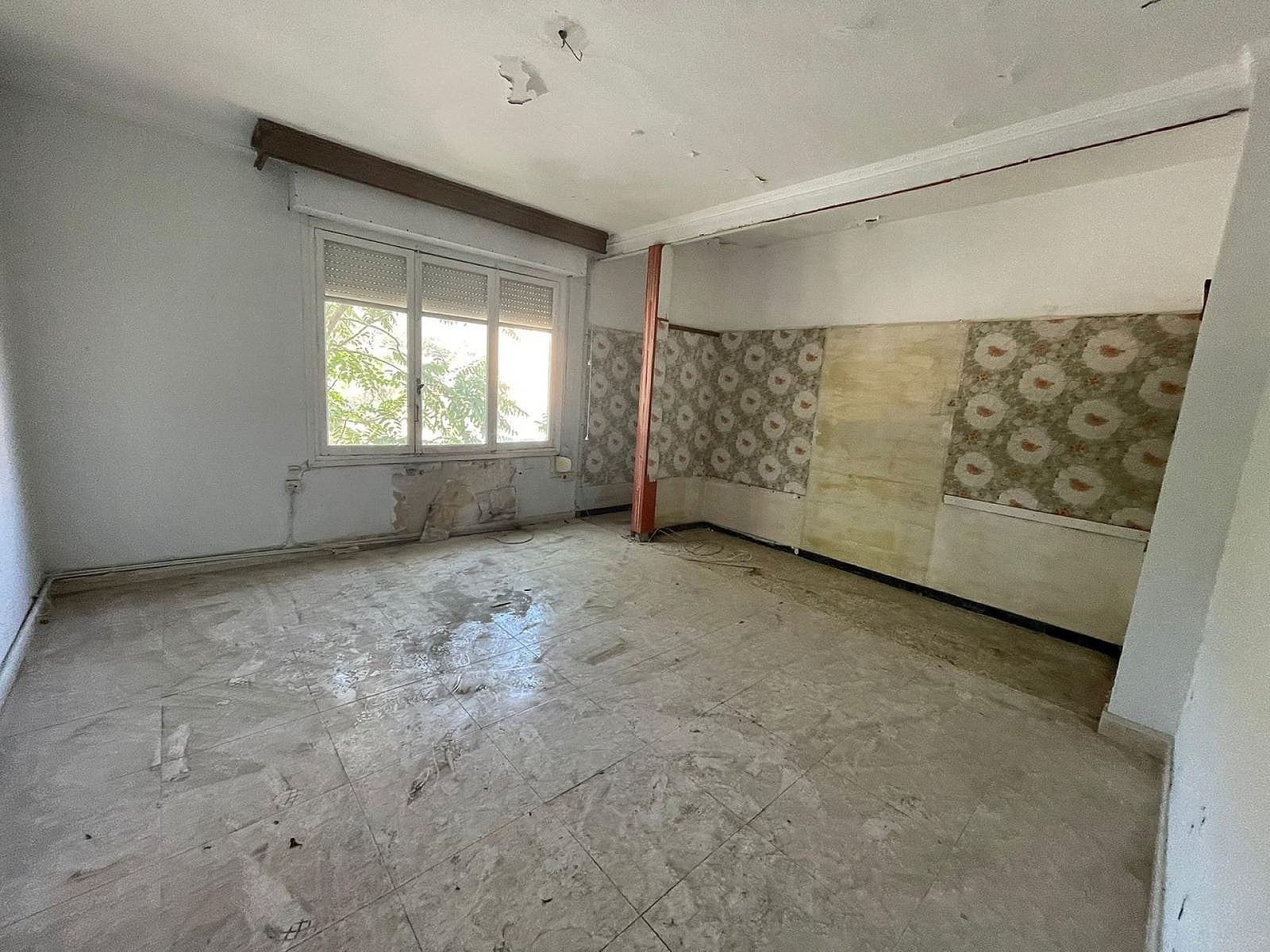 5 quarto Casa em Banda para venda em Biar com piscina garagem - 125 000 € (Ref: 9523013)