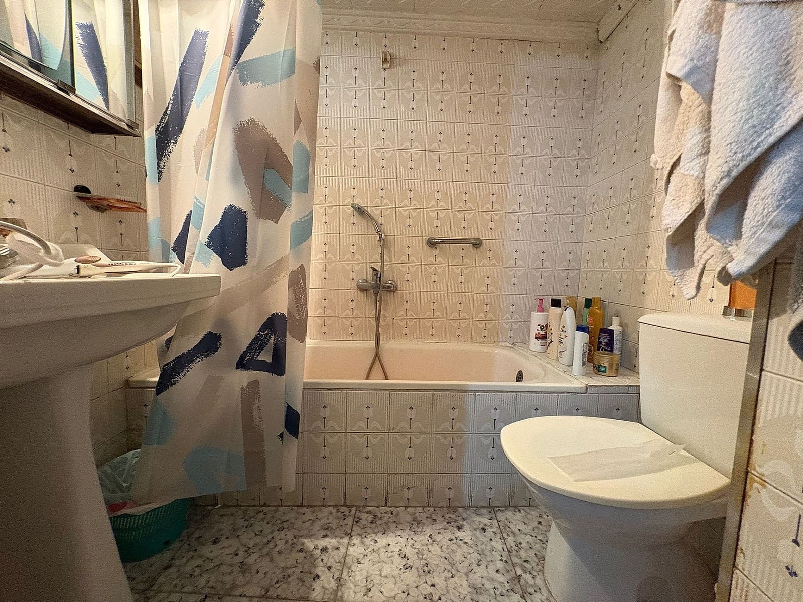 Casa de 4 habitaciones en Petrel / Petrer en venta con piscina - 99.995 € (Ref: 9523014)