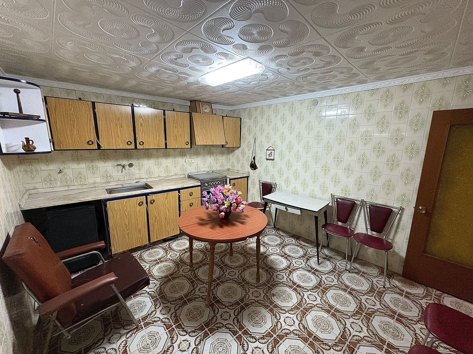 Casa de 4 habitaciones en Petrel / Petrer en venta con piscina - 99.995 € (Ref: 9523014)