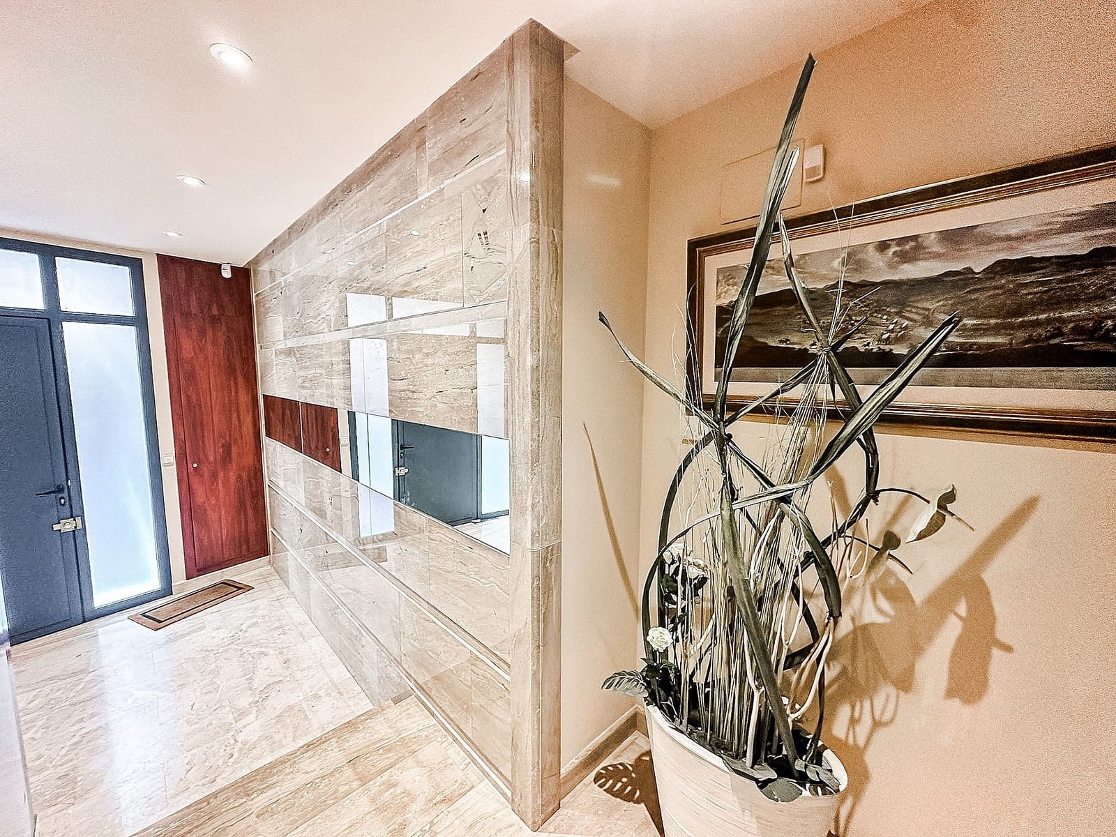 5 bedroom Townhouse for sale in Almansa with pool - € 345,000 (Ref: 9523019)