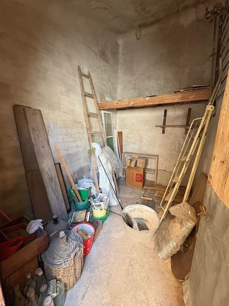 6 soveværelse Byhus til salg i Novelda med swimmingpool - € 249.995 (Ref: 9523020)