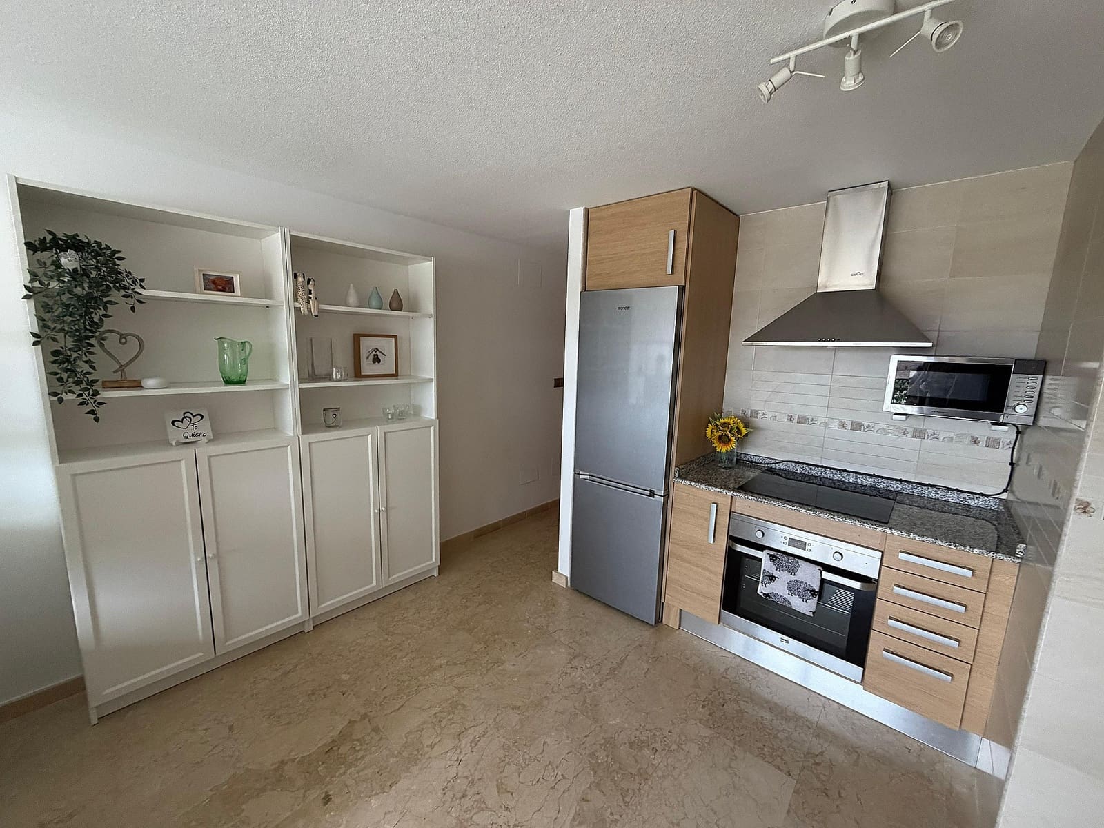 2 Zimmer Apartment zu verkaufen in Pinoso mit Pool - 79.995 € (Ref: 9535529)