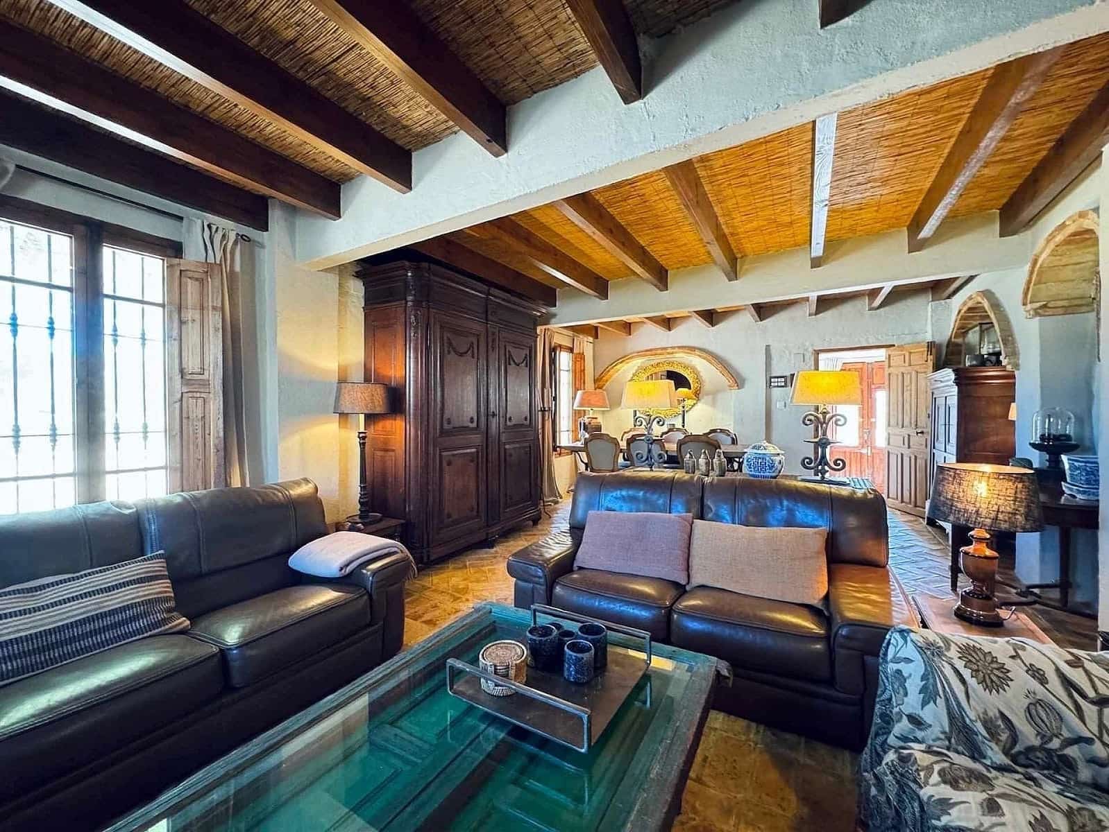 3 Zimmer Villa zu verkaufen in Relleu mit Pool - 695.000 € (Ref: 9535531)