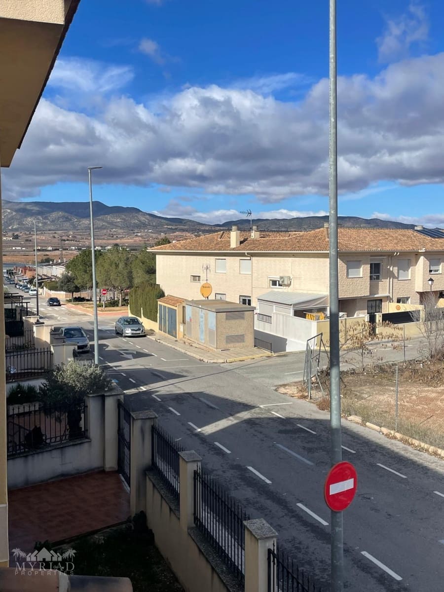 4 soveværelse Byhus til salg i Pinoso med swimmingpool - € 235.000 (Ref: 9535532)