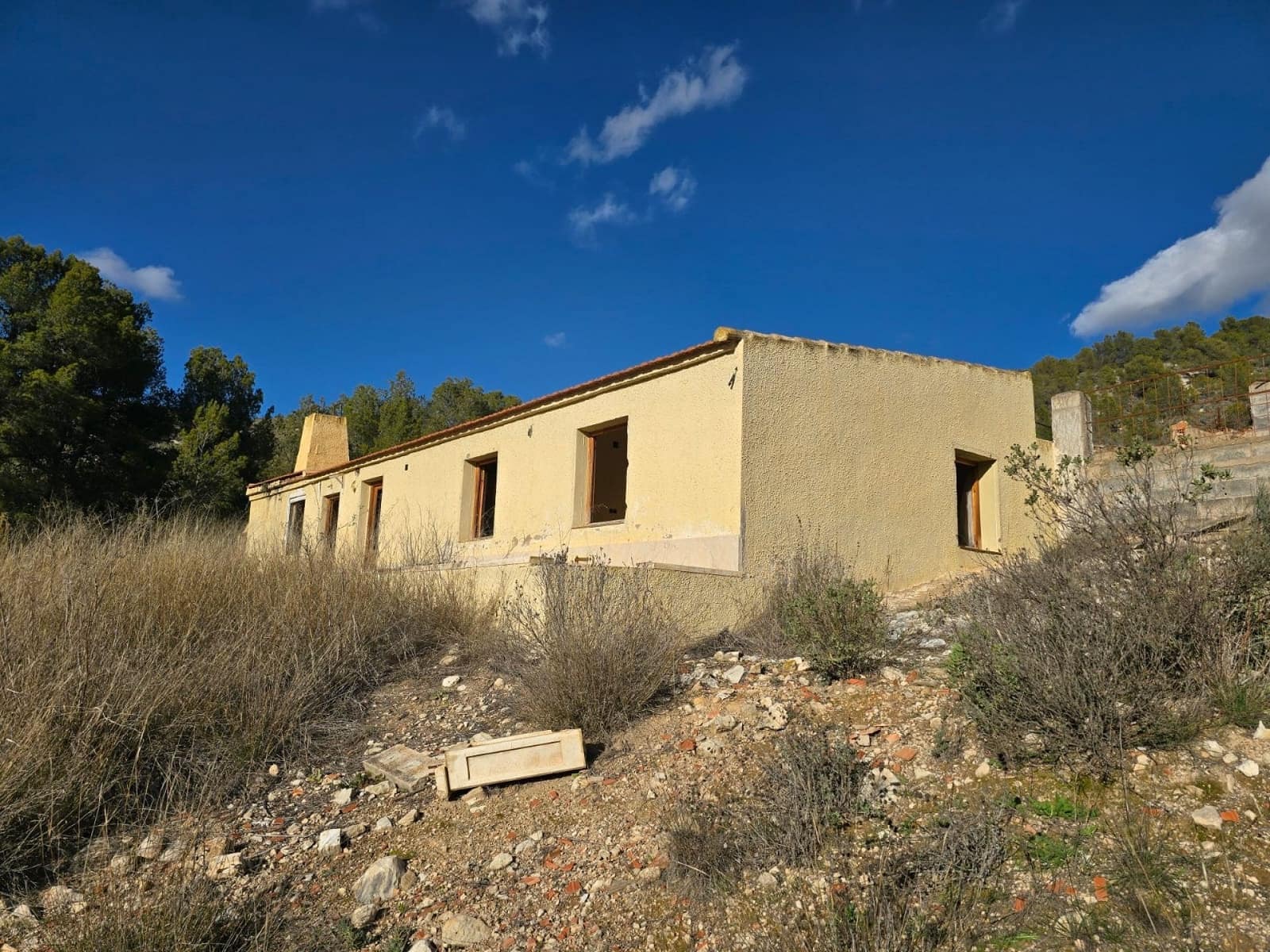 3 soveværelse Villa til salg i Petrel / Petrer - € 99.995 (Ref: 9538927)