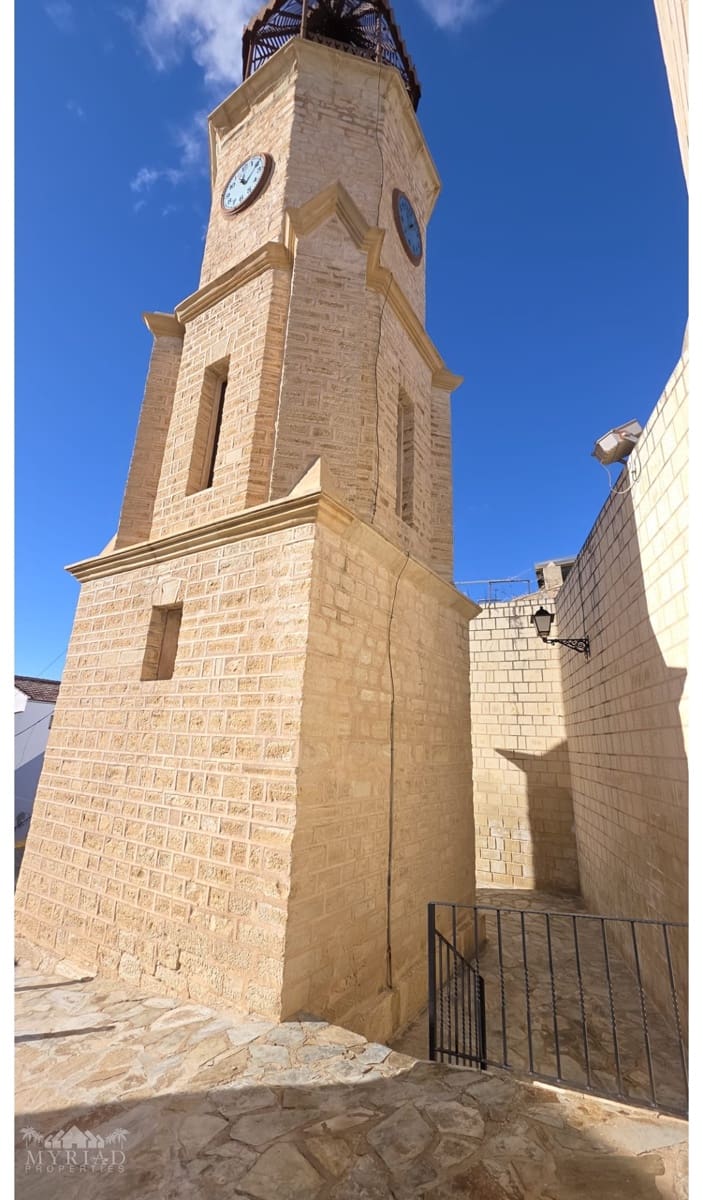 3 sovrum Hus till salu i Pinoso med pool - 135 000 € (Ref: 9543078)