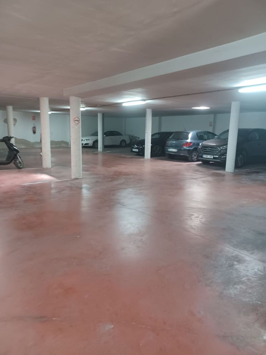 3 Zimmer Apartment zu verkaufen in Pinoso mit Pool Garage - 95.995 € (Ref: 9547633)