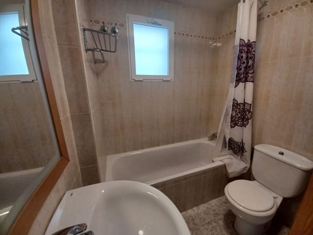 3 Zimmer Apartment zu verkaufen in Pinoso mit Pool Garage - 95.995 € (Ref: 9547633)