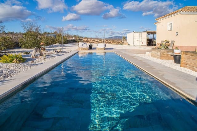 3 slaapkamer Villa te koop in Rodriguillo, Pinoso met zwembad - € 395.000 (Ref: 9547635)