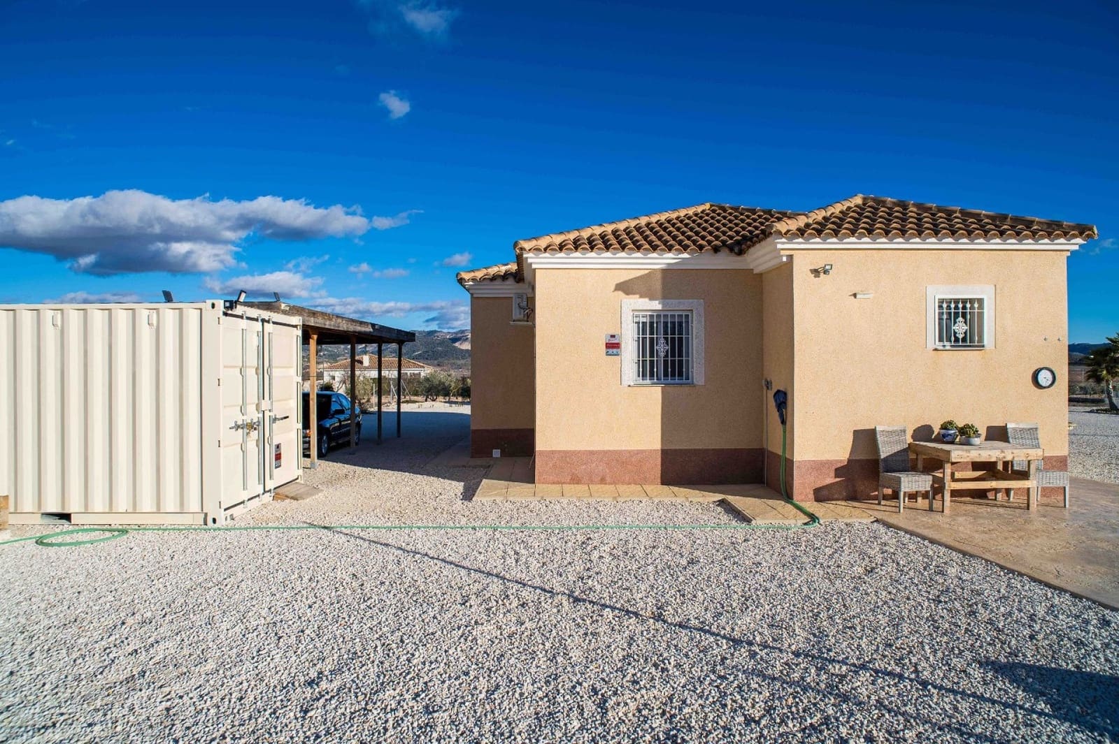 Chalet de 3 habitaciones en Rodriguillo en venta con piscina - 395.000 € (Ref: 9547635)