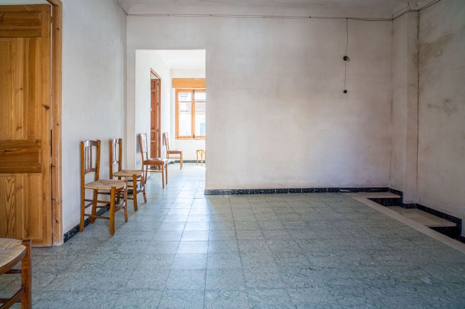 Casa de 6 habitaciones en Pinoso en venta con piscina garaje - 170.000 € (Ref: 9547636)