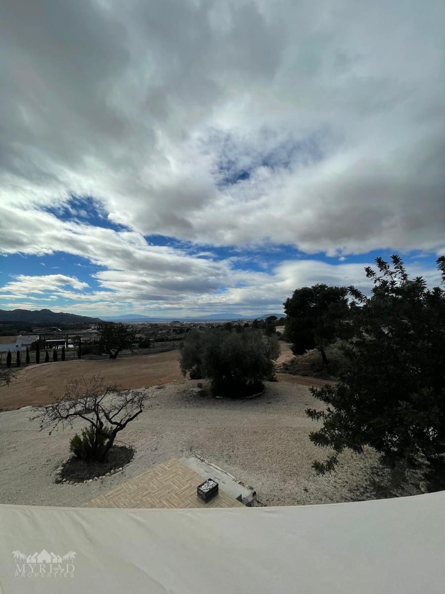 4 soverom Villa til salgs i Jumilla med svømmebasseng - € 315 000 (Ref: 9550841)