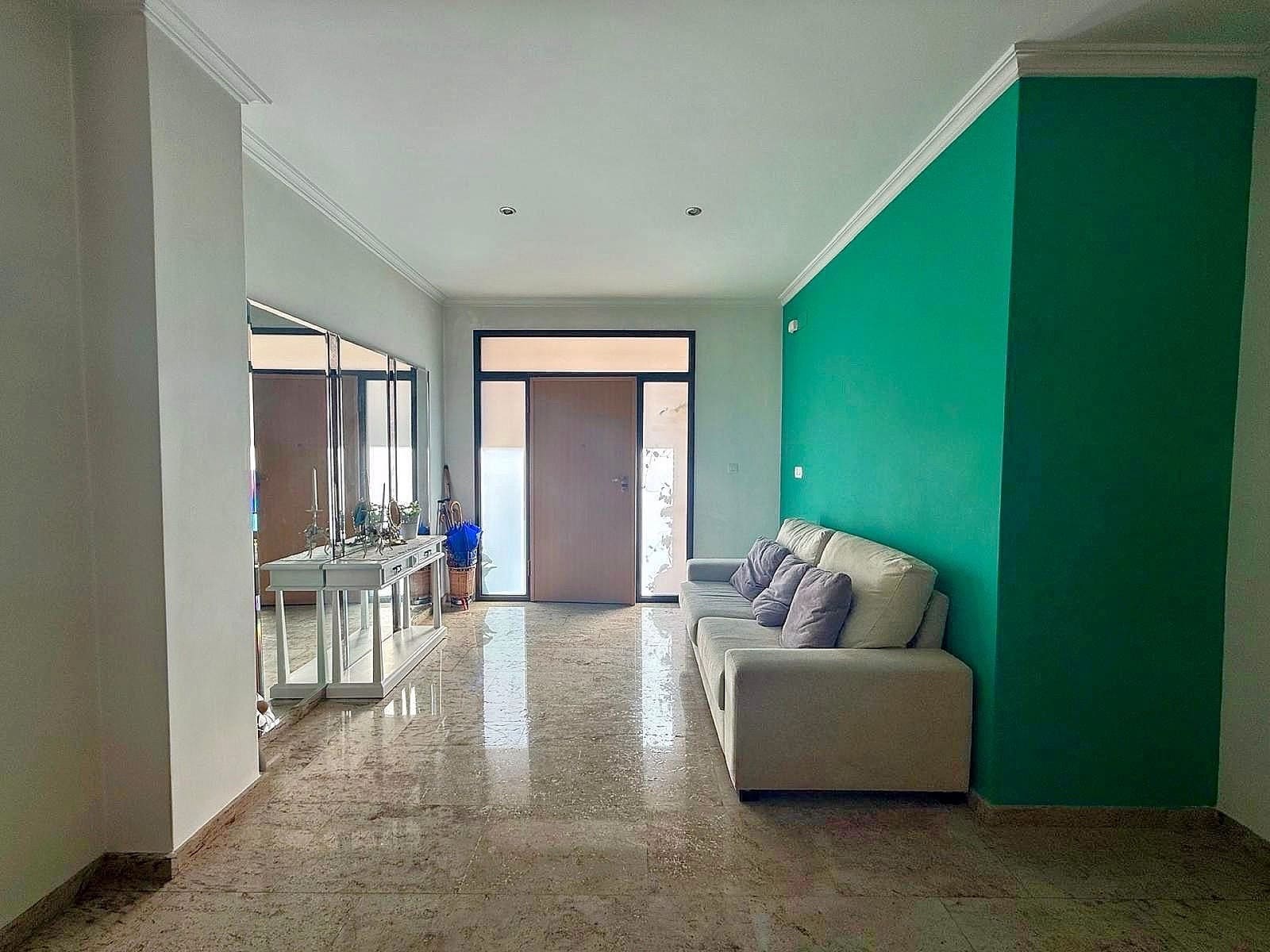 5 bedroom Townhouse for sale in Pinoso with pool garage - € 399,995 (Ref: 9554575)