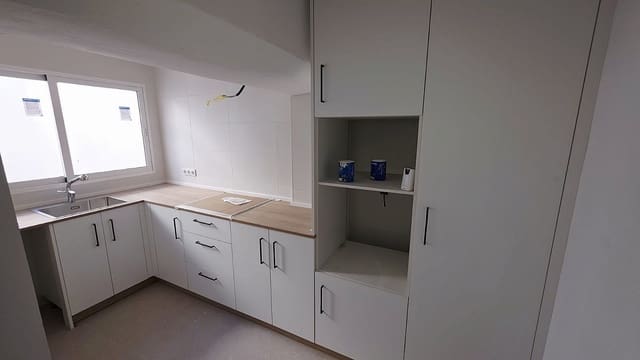 3 sypialnia Dom na sprzedaż w Pinoso z basenem - 135 000 € (Ref: 9560924)