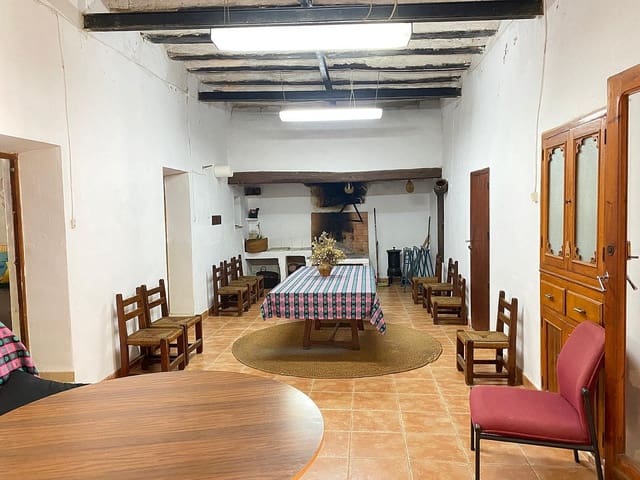 8 Zimmer Finca/Landgut zu verkaufen in Pinoso mit Pool - 399.000 € (Ref: 9578469)