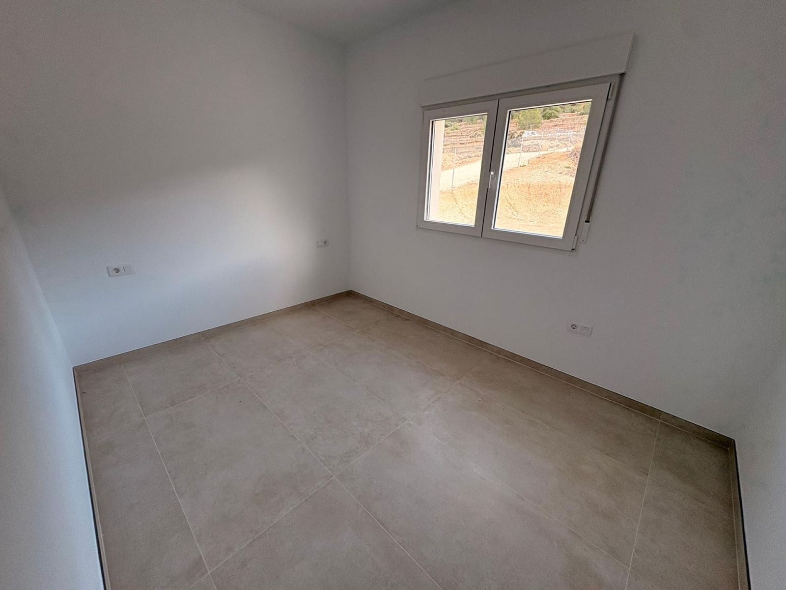 3 quarto Moradia para venda em Pinoso com piscina - 399 995 € (Ref: 9585408)