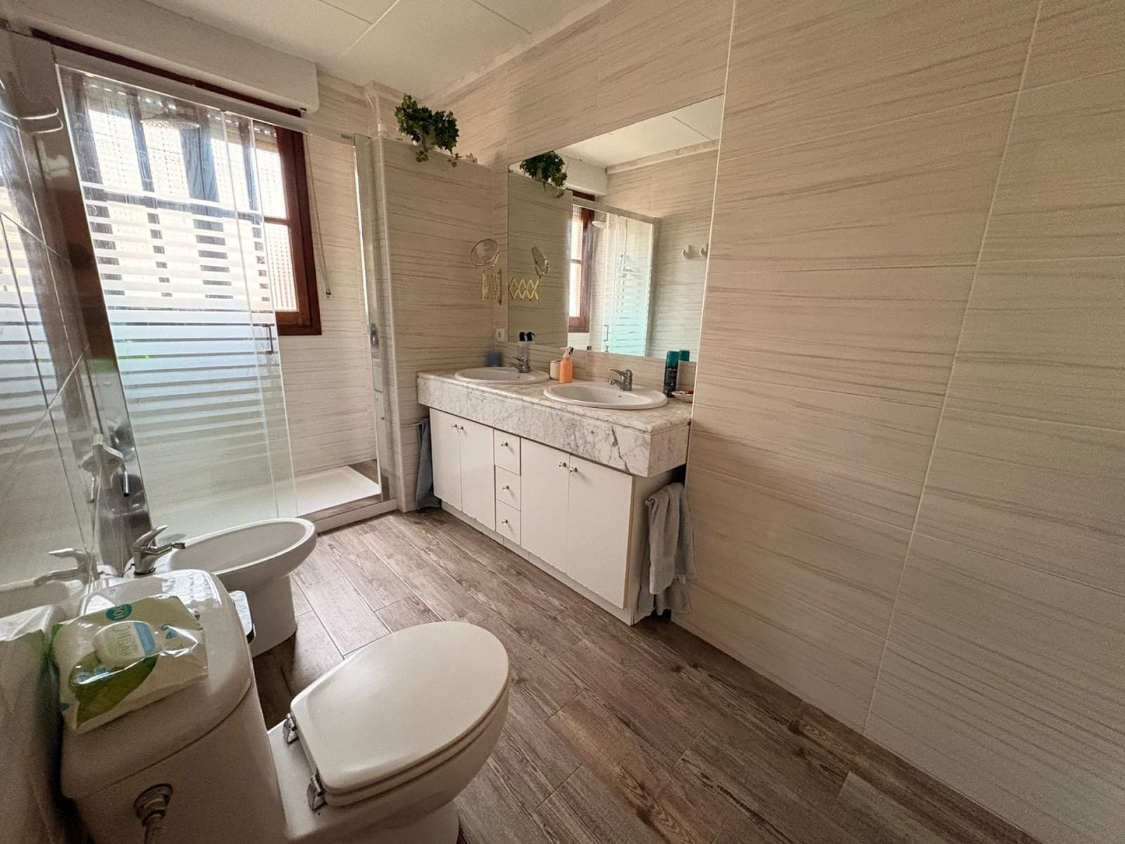 4 bedroom Villa for sale in Sax with pool garage - € 315,000 (Ref: 9590729)