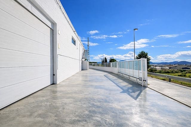 4 camera da letto Commerciale in vendita in Villena con piscina garage - 226.600 € (Rif: 9590730)