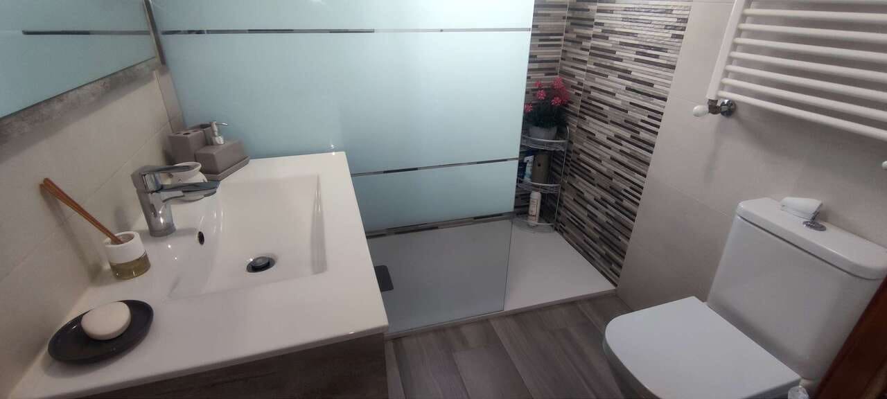 4 bedroom Villa for sale in Sax with pool - € 495,995 (Ref: 9598719)