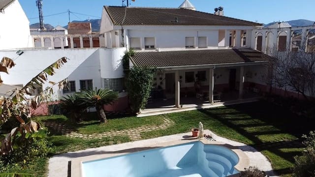 6 soverom Villa til salgs i Sax med svømmebasseng garasje - € 599 995 (Ref: 9598720)