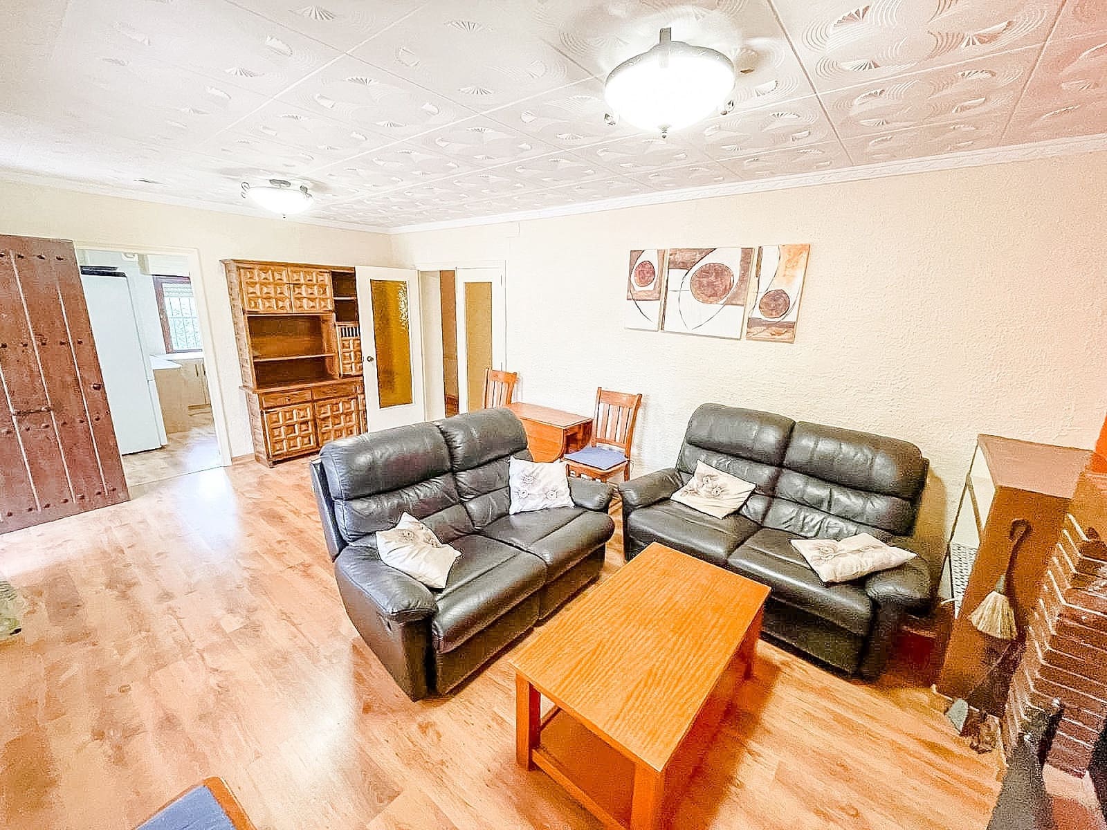 4 makuuhuone Huvila myytävänä paikassa Tibi mukana uima-altaan 
autotalli - 220 000 € (Ref: 9604590)