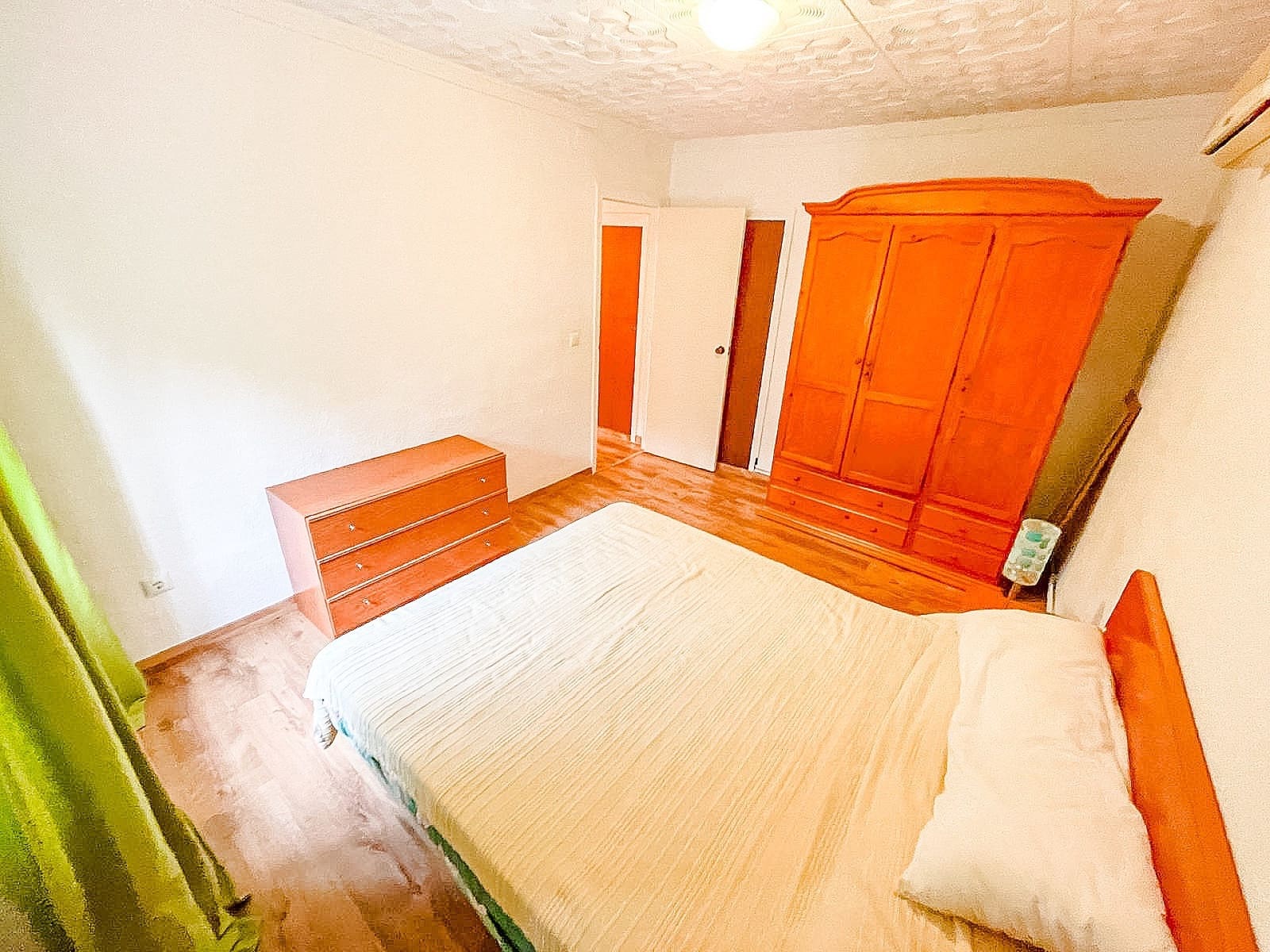 4 makuuhuone Huvila myytävänä paikassa Tibi mukana uima-altaan 
autotalli - 220 000 € (Ref: 9604590)