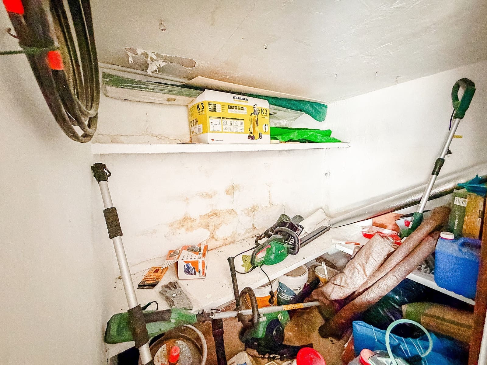 4 makuuhuone Huvila myytävänä paikassa Tibi mukana uima-altaan 
autotalli - 220 000 € (Ref: 9604590)