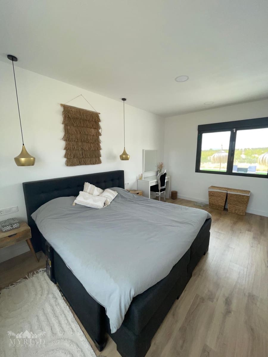 3 sypialnia Dom na sprzedaż w Pinoso z basenem - 425 000 € (Ref: 9607217)