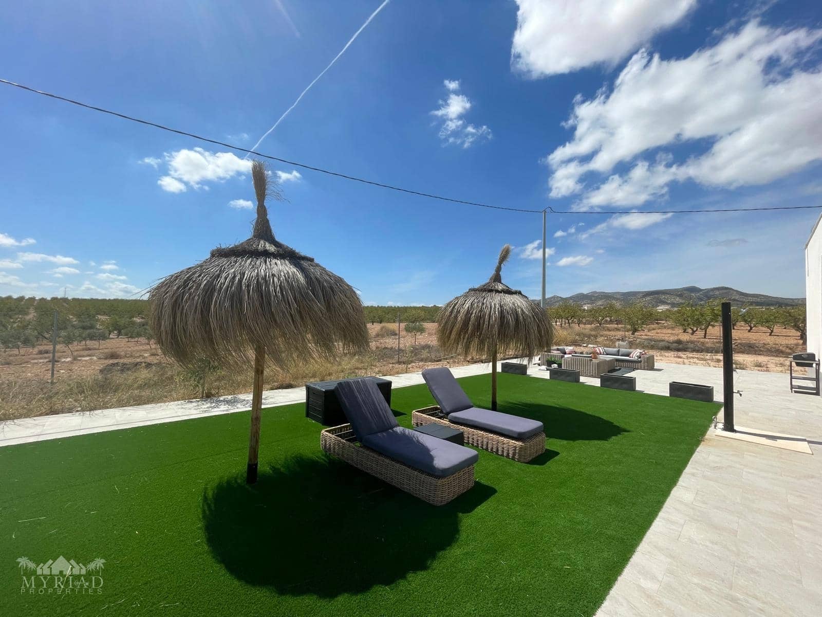 3 sypialnia Dom na sprzedaż w Pinoso z basenem - 425 000 € (Ref: 9607217)